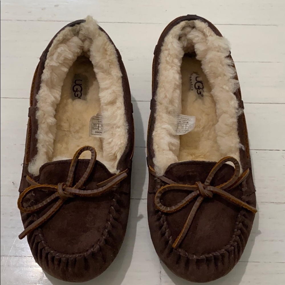 UGG MOCCASINS BELLA II CHOCOLATE SIZE 7